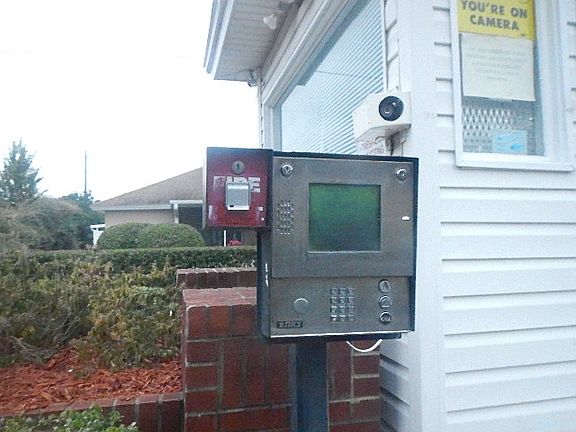 4th image of 15715 Northside Dr W