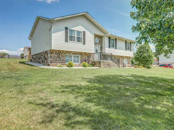 2015 Chesapeake Dr, Mount Carmel, TN 37645