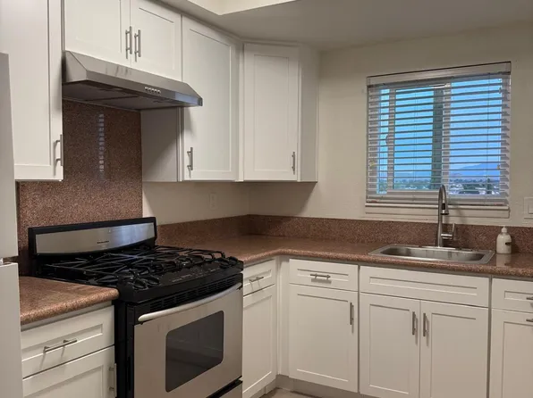 16321 Siskiyou Rd APT 6, Apple Valley, CA 92307