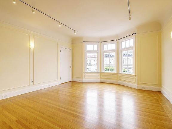 3rd image of 220 16th Ave APT 3