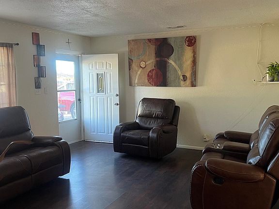 4th image of 1022 Rancho Rd