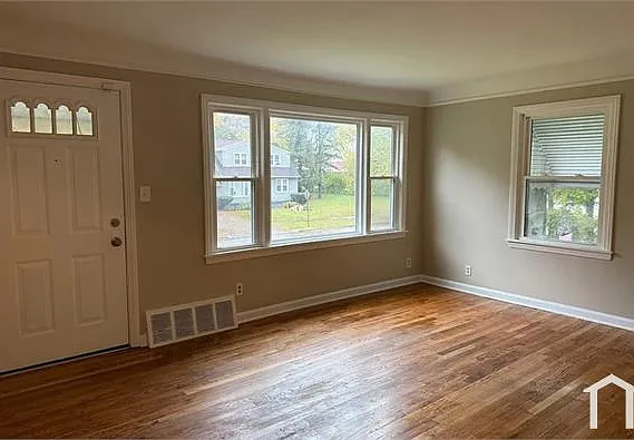 20701 Kenyon Dr — Photo 6