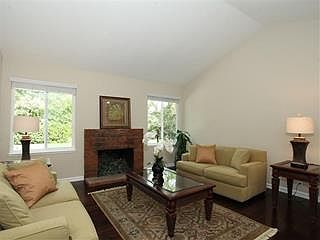 3rd image of 1413 Redmond Ave