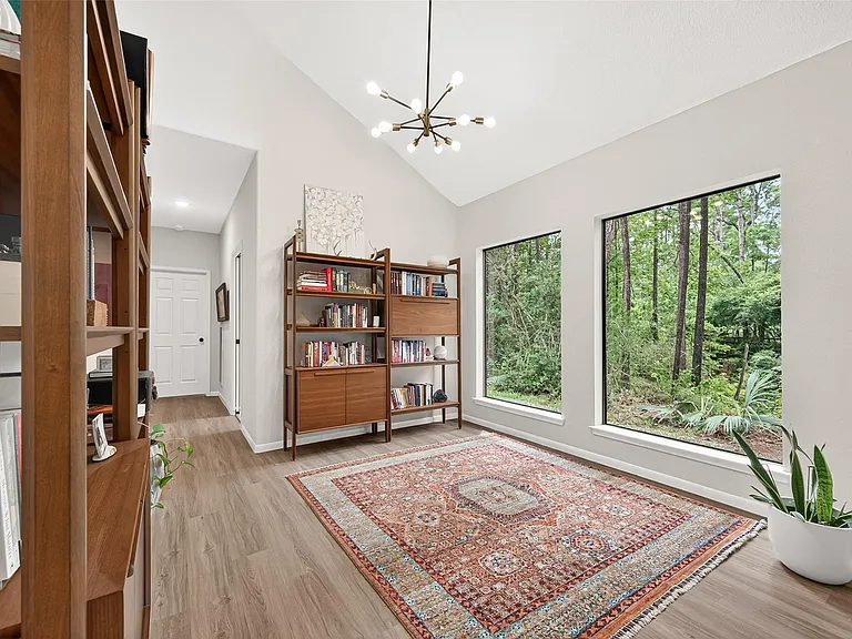 41 Creek Forest Ln — Photo 17