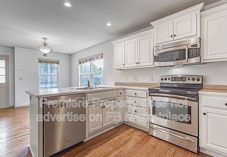 9652 McGee St — Photo 5