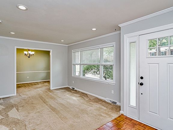 2nd image of 106 Iverson St