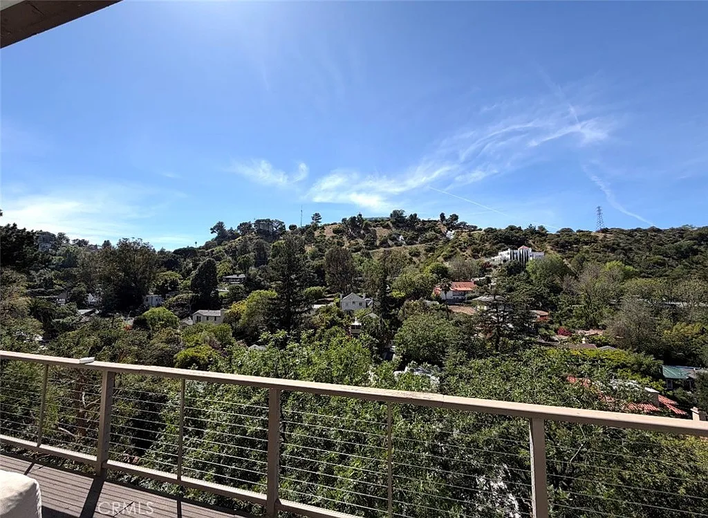 2 bed, 2042 sqft, $15,000 — Photo 3