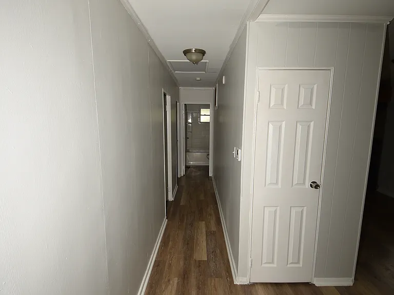 2541 Mariposa Dr — Photo 6