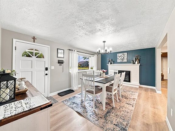 3rd image of 610 Terrace Ave