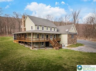 114 Bruce Ln, Wind Gap, PA 18091