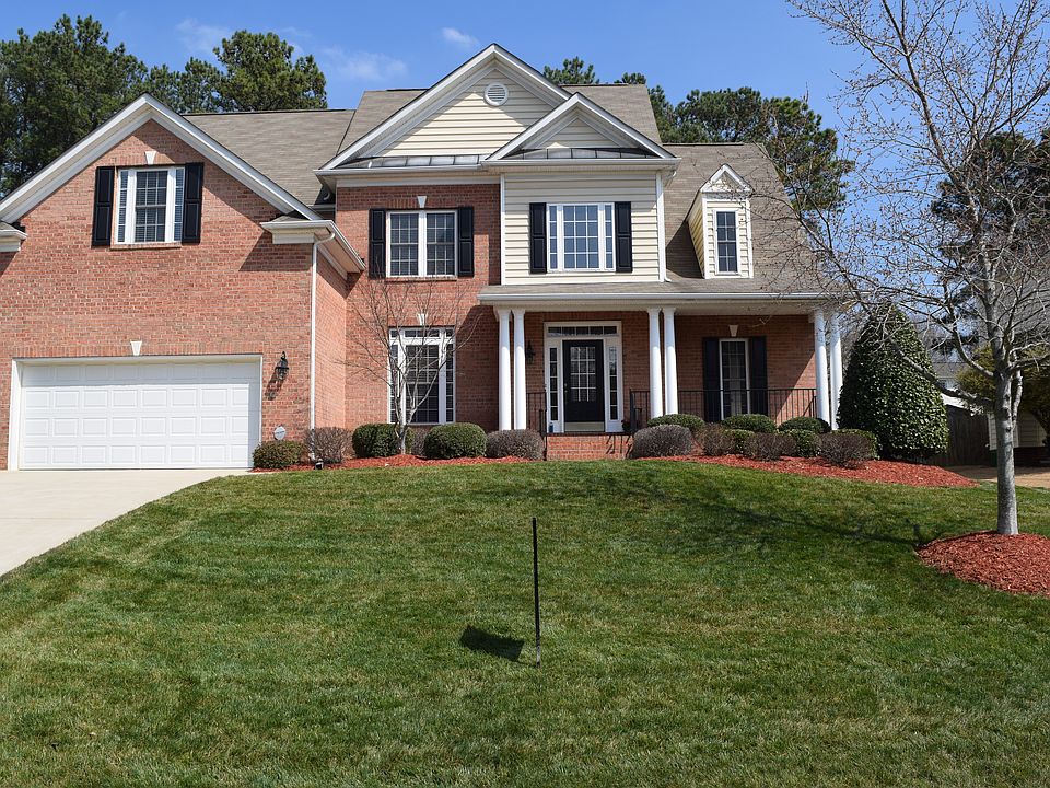 1st image of 10428 Gunnison Ln