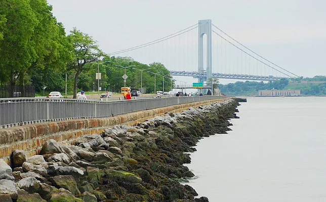 Rented by Norman Raindel, LREB | media 33