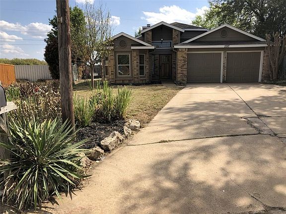 2nd image of 2317 Sunset Dr