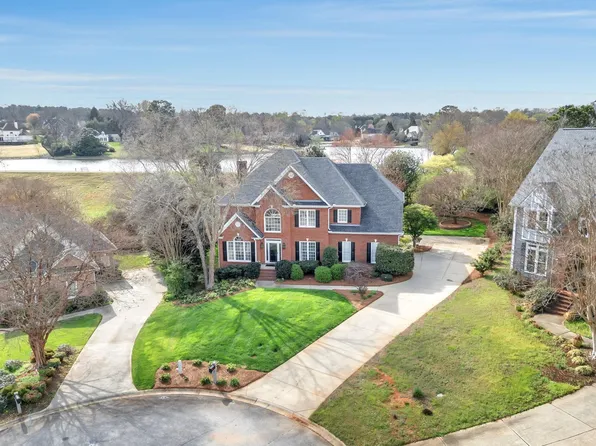 301 Rosebud Ln, Greer, SC 29650