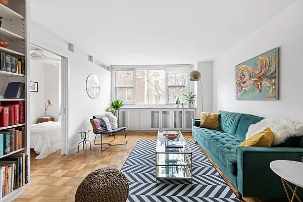 Sold by Keller Williams NYC | media 8