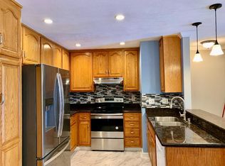 304 Hackamore Ln, Fremont, CA 94539