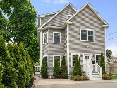 67 Ash St, Waltham, MA, 02453