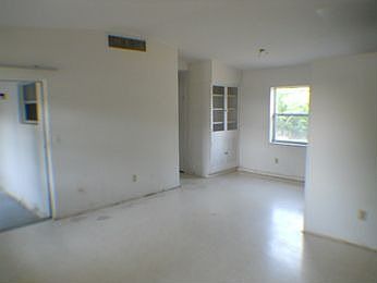 2nd image of 742 Merrimac St