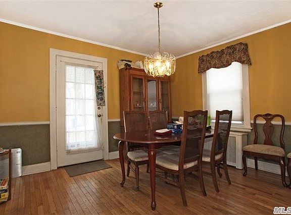 4th image of 224 Broad St