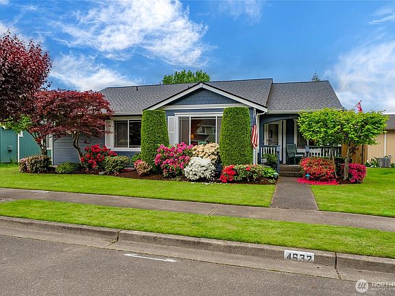 3rd image of 4632 Parker Road E