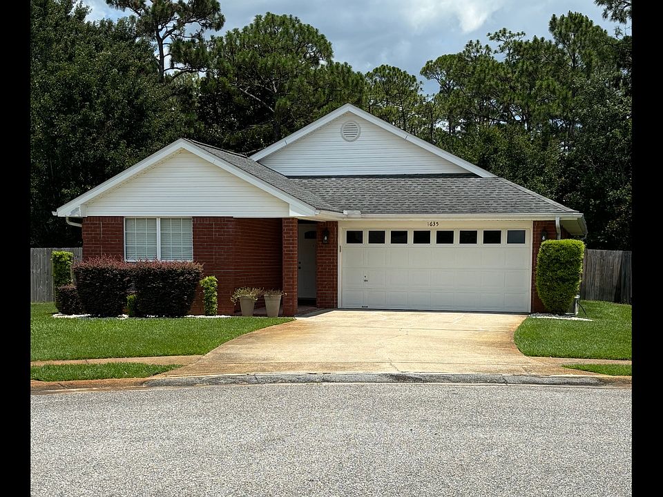 1st image of 1635 Janet Ln
