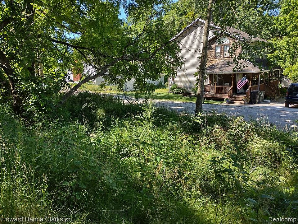 723 Porteous Dr B, Lake Orion, MI 48362 MLS 20221009952 Zillow