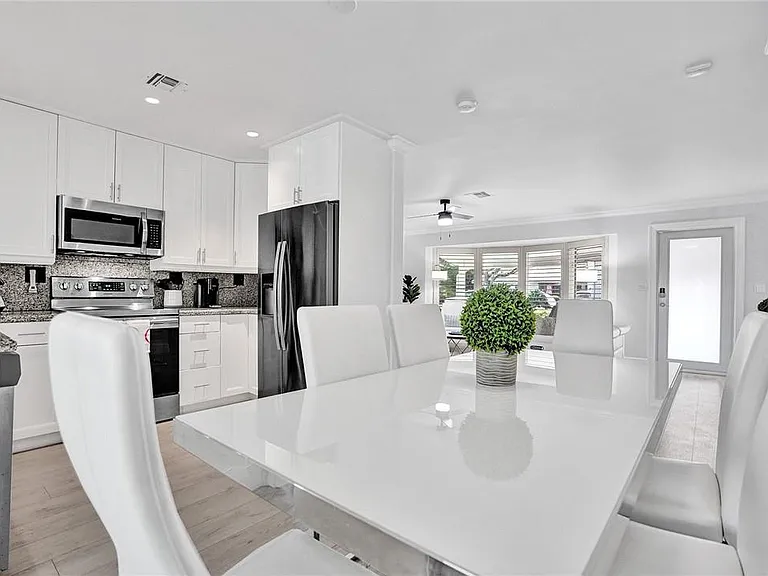 5120 NE 17th Ave — Photo 10