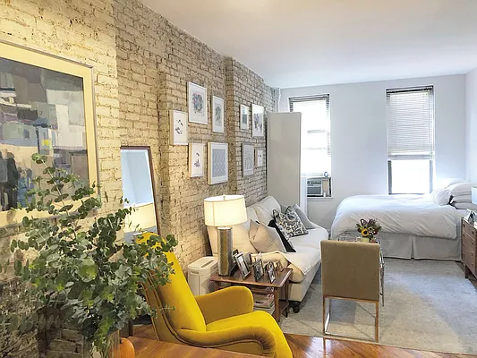 Rented by New York Manhattan Real Estate Incorporated | media 17