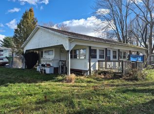 2410 N Shore Dr, Linesville, PA 16424