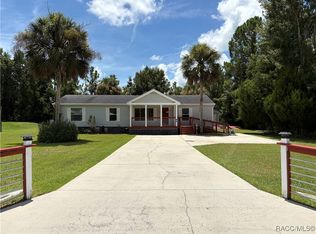 8434 W Elossa Ct, Homosassa, FL 34448