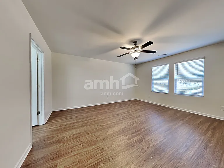 178 Orion Way — Photo 8