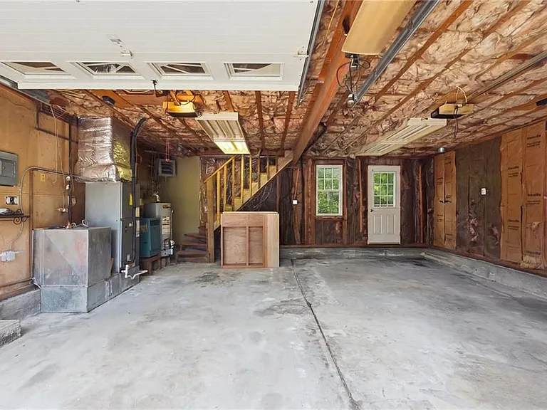 6 Lakewood Dr — Photo 38