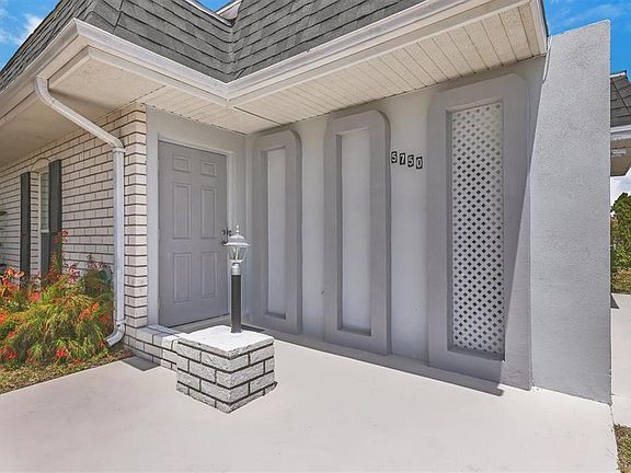 3rd image of 5754 Gallatin Ln