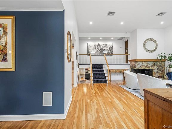 3rd image of 23 Maytime Court