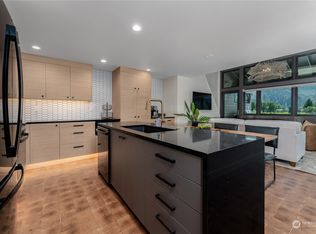 1 Yacinde Ct #C4, Manson, WA 98831