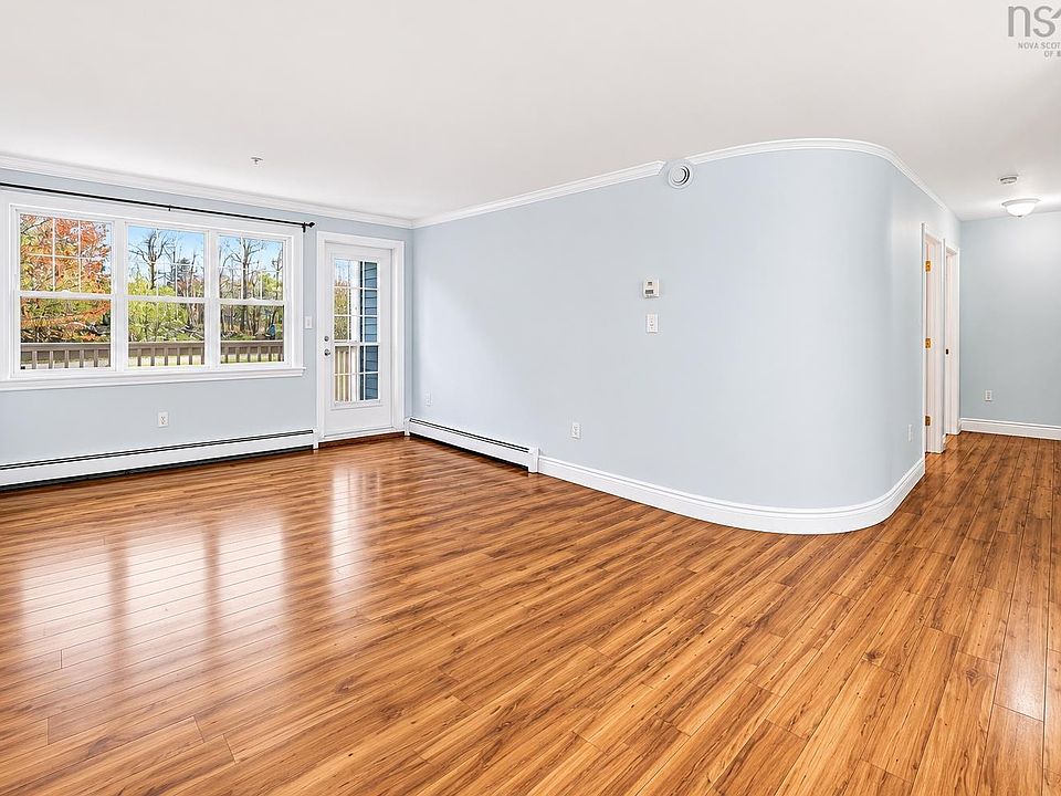 1st image of 512 Parkland Dr #102