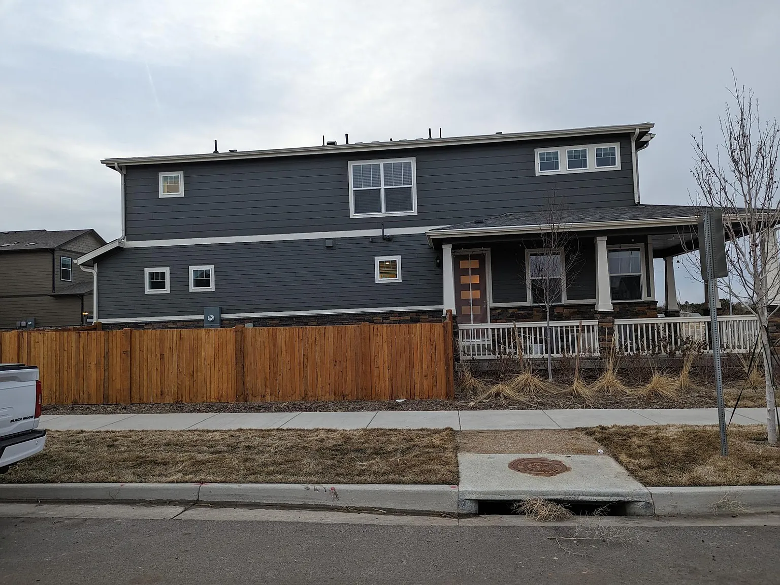 3 bed, 2.5 bath, 1534 sqft, $2,800 — Photo 2