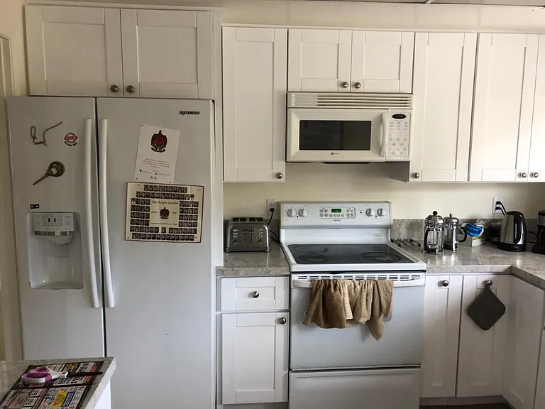 5240 Bloch St — Photo 10
