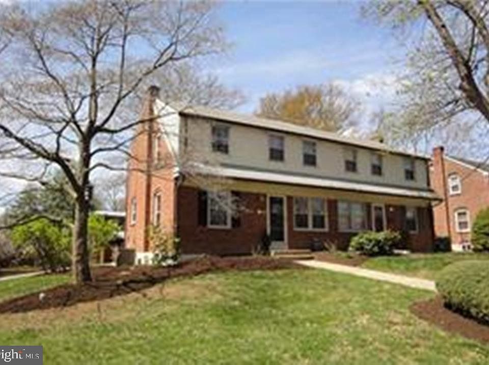 2nd image of 323 Village Rd