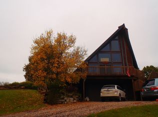 E2370 Alpine Ln, La Valle, WI 53941