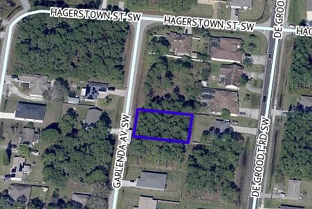 4th image of 951 Garlenda Avenue SW