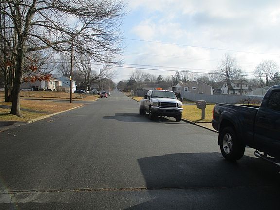 4th image of 236 Brookhaven Ave