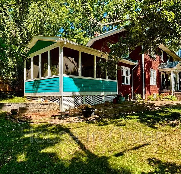 22 Brucemont Cir — Photo 3