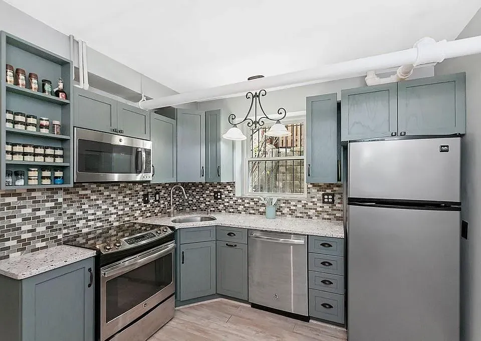 1662 Commonwealth Ave #11