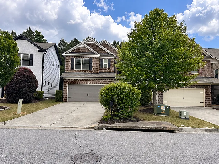 1785 Homeside Dr — Photo 1
