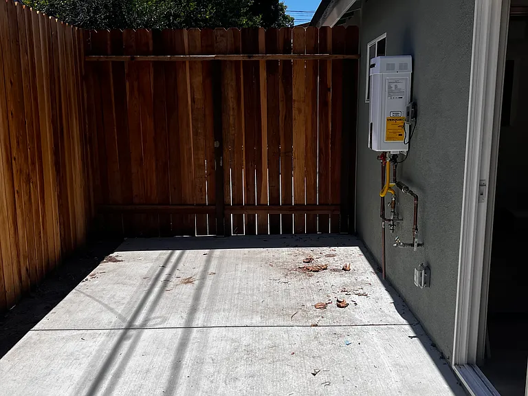 768 Gladys Ave #A — Photo 11