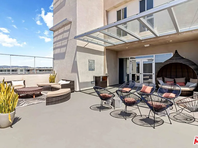 4140 Glencoe Ave #407 — Photo 39