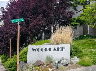 3200 80th Ave SE APT 2, Mercer Island, WA 98040