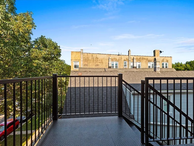 2023 N Drake Ave #3S — Photo 21