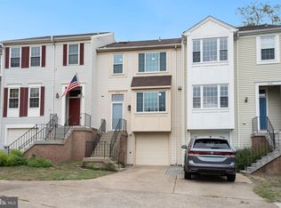 3320 Buckeye Ln, Fairfax, VA 22033